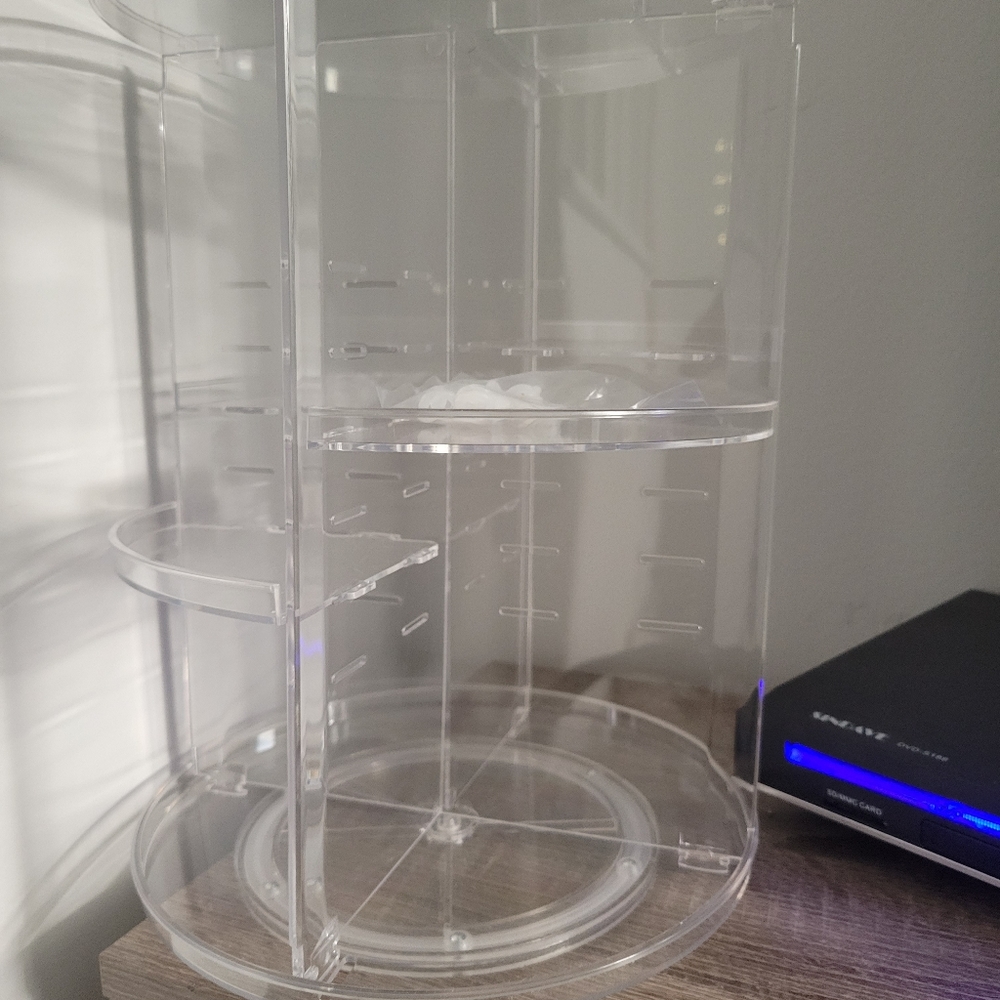 Storage Carousel - Picture 4 of 4